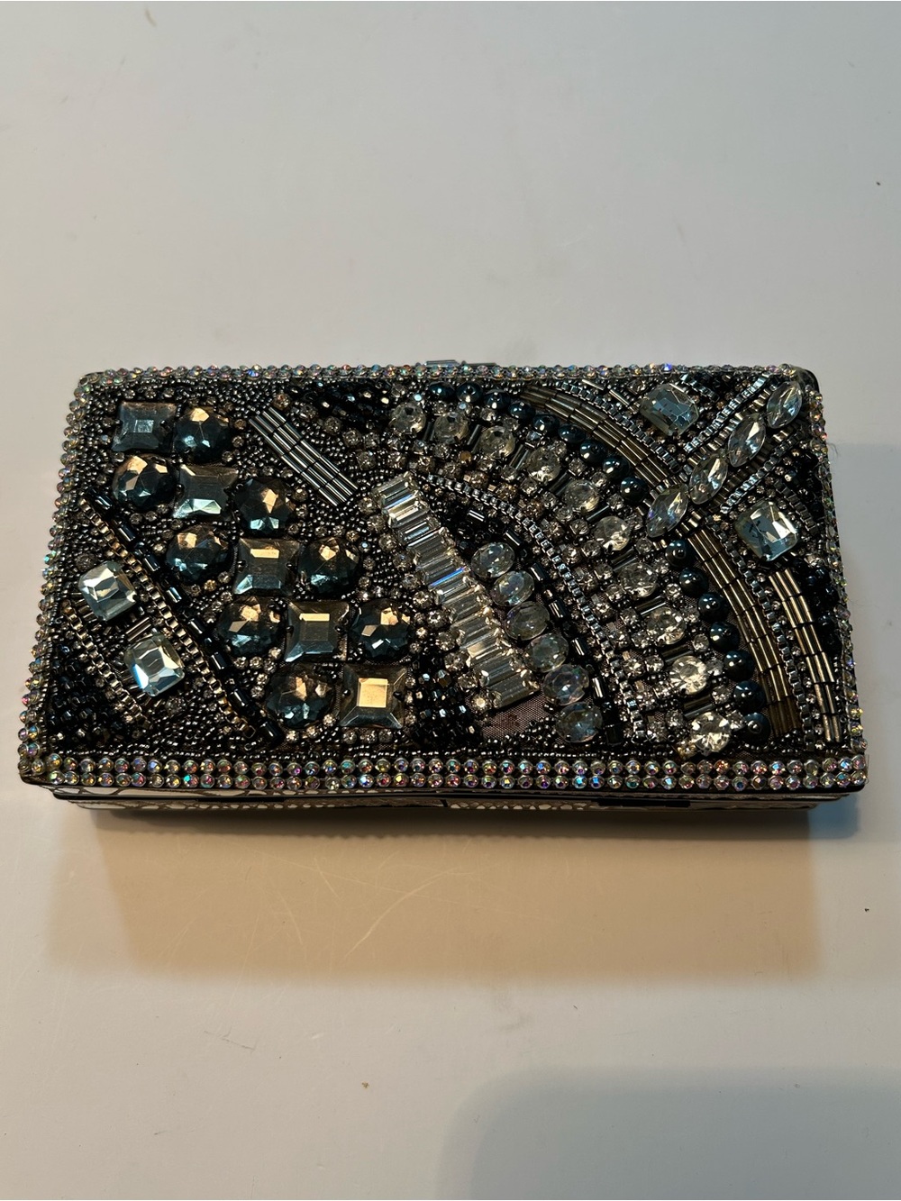 Mary Frances "Movie Star" clutch (Item #: MRYF-11-408).